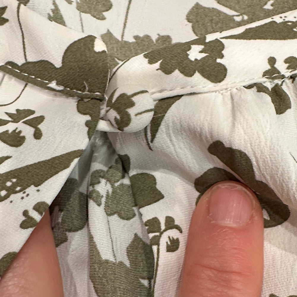 Monday Fun Floral Print Sleeveless Camisole in Olive on White - Picture 3 of 10